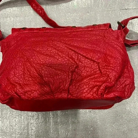 Billabong Red Leather Crossbody  Handbag - Picture 5 of 9